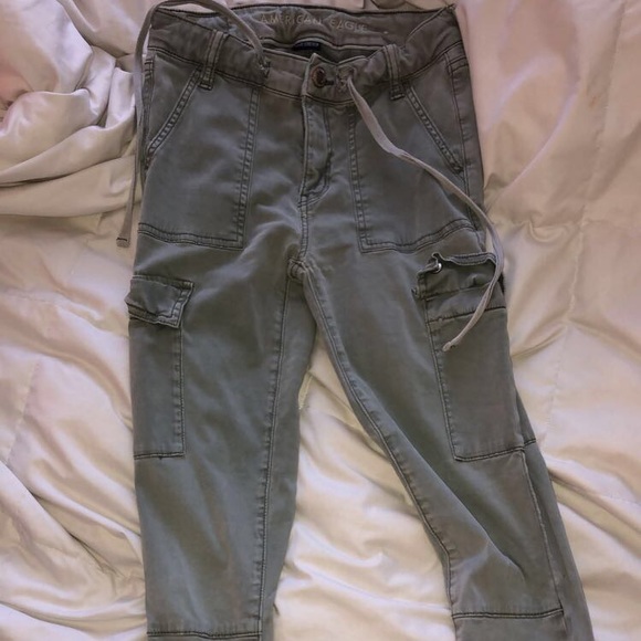 American Eagle cargo jeans - Picture 3 of 4